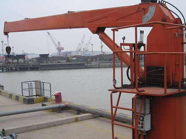 船用伸縮直臂吊